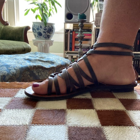Pilar Abril leather Gladiator Sandals - Picture 3 of 7